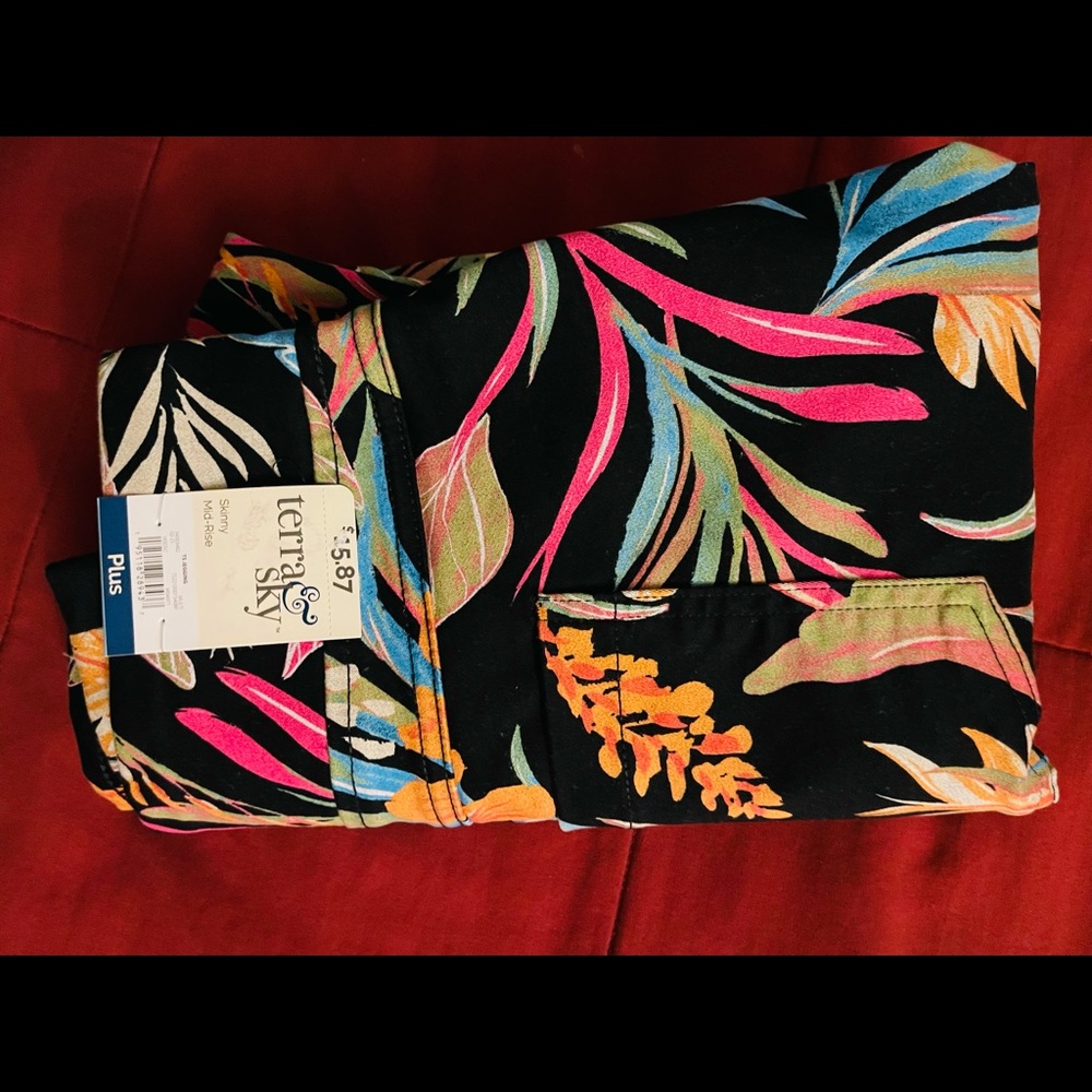 Printed pant/leggings!!! - Picture 4 of 5